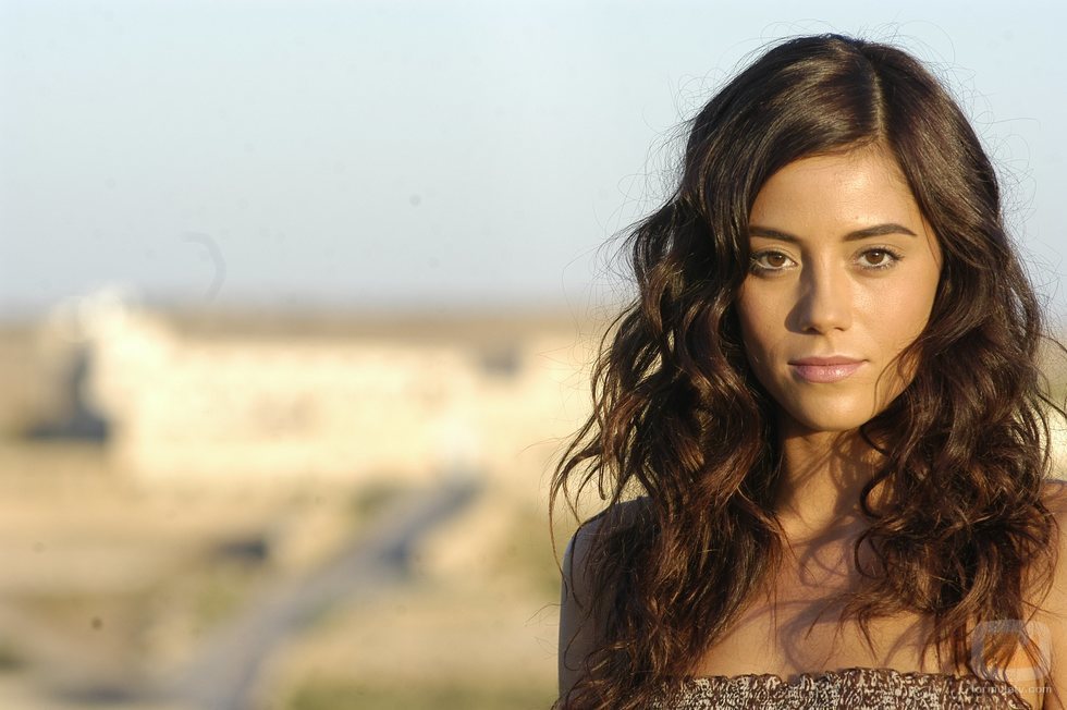 Cansu Dere da vida a la protagonista de la telenovela turca 'Sila'