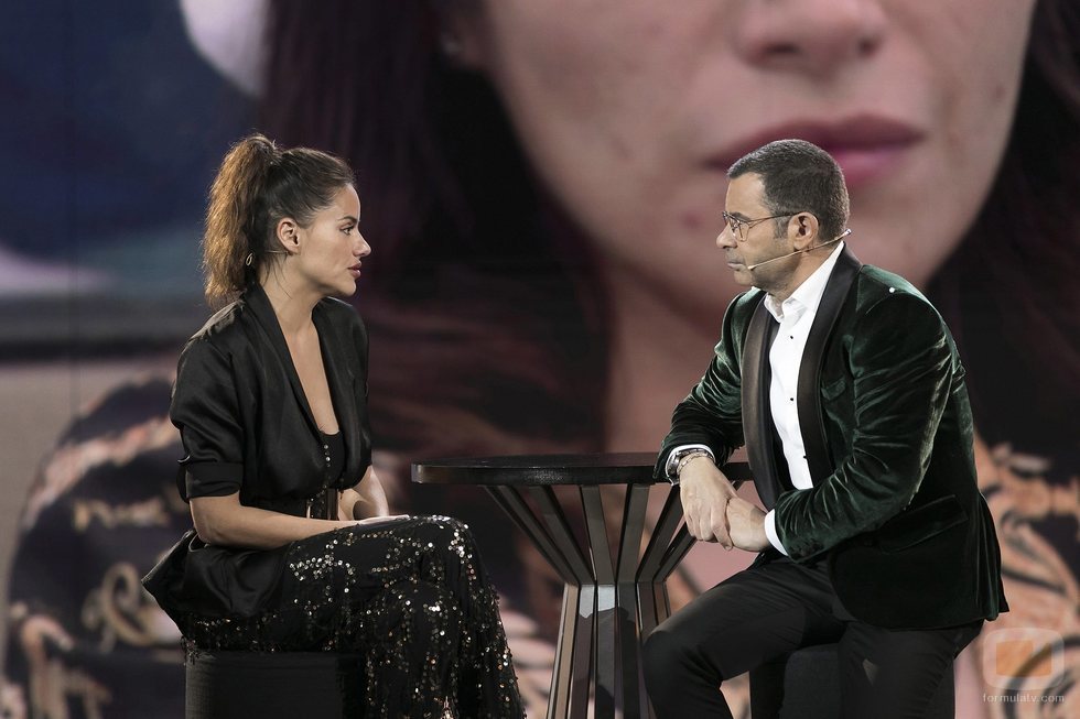 Mónica Hoyos, en el plató de 'GH VIP 6' en la gala 13
