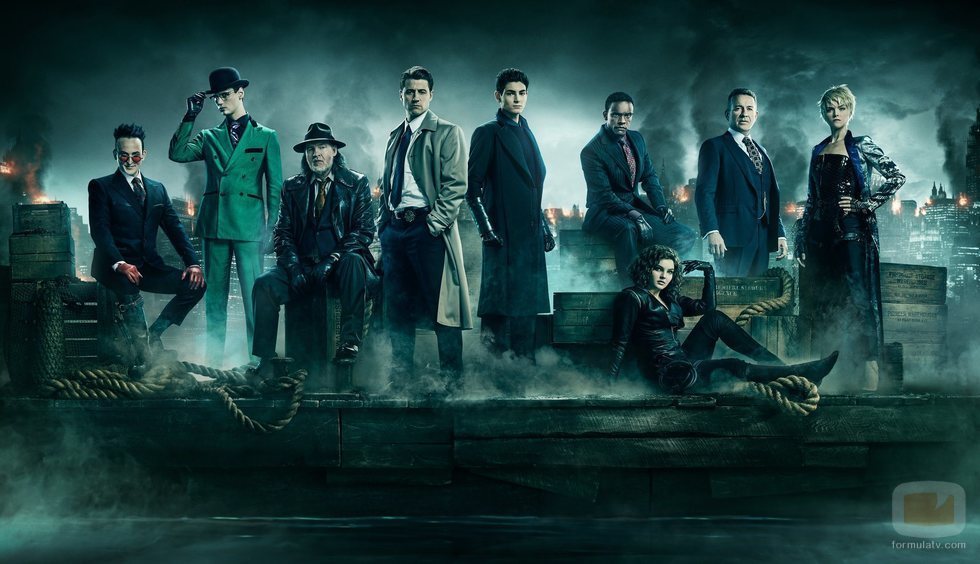 Imagen promocional del elenco de la temporada final de 'Gotham'