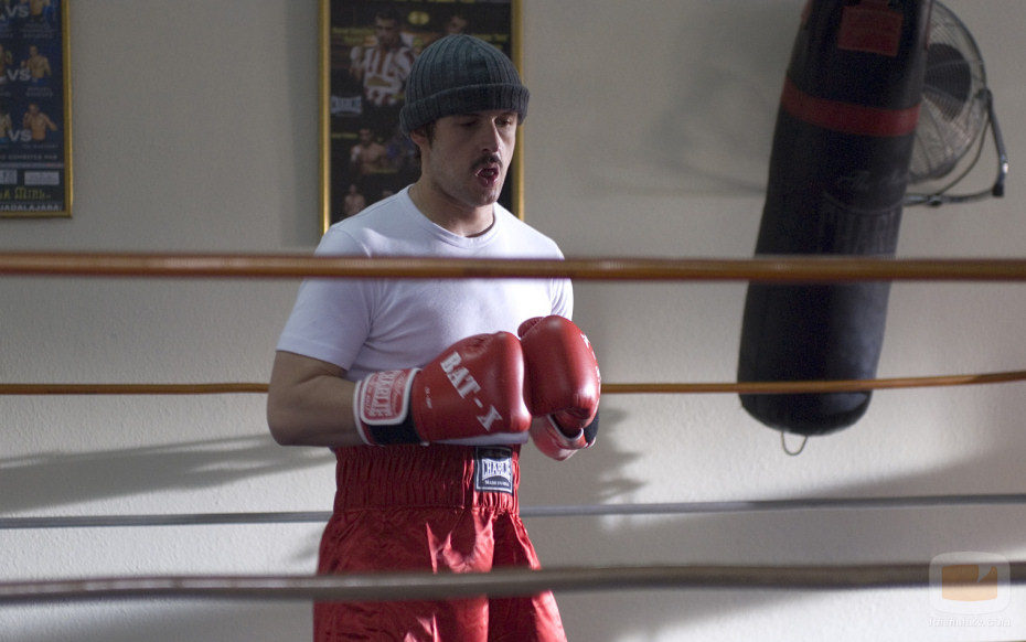 Diego Martín boxea en 'Hermanos y detectives'