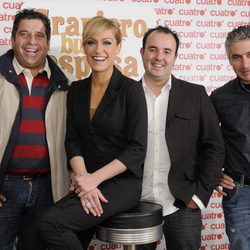 Luján Argüelles con los participantes de 'Granjero busca esposa'