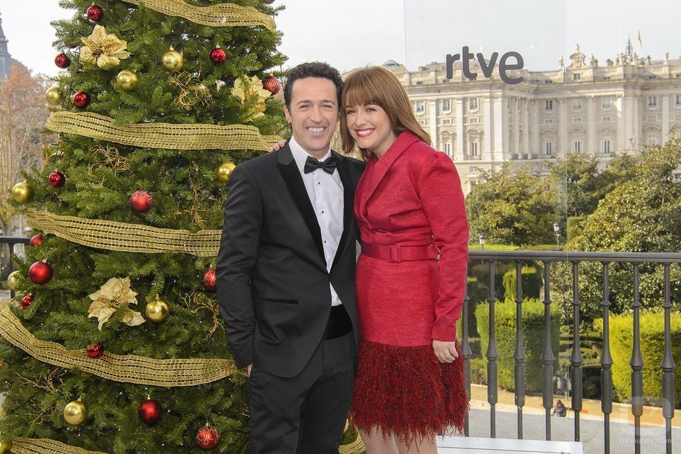 Jacob Petrus y Marta Solano, presentadores de la Gala 'Inocente,Inocente' 2018