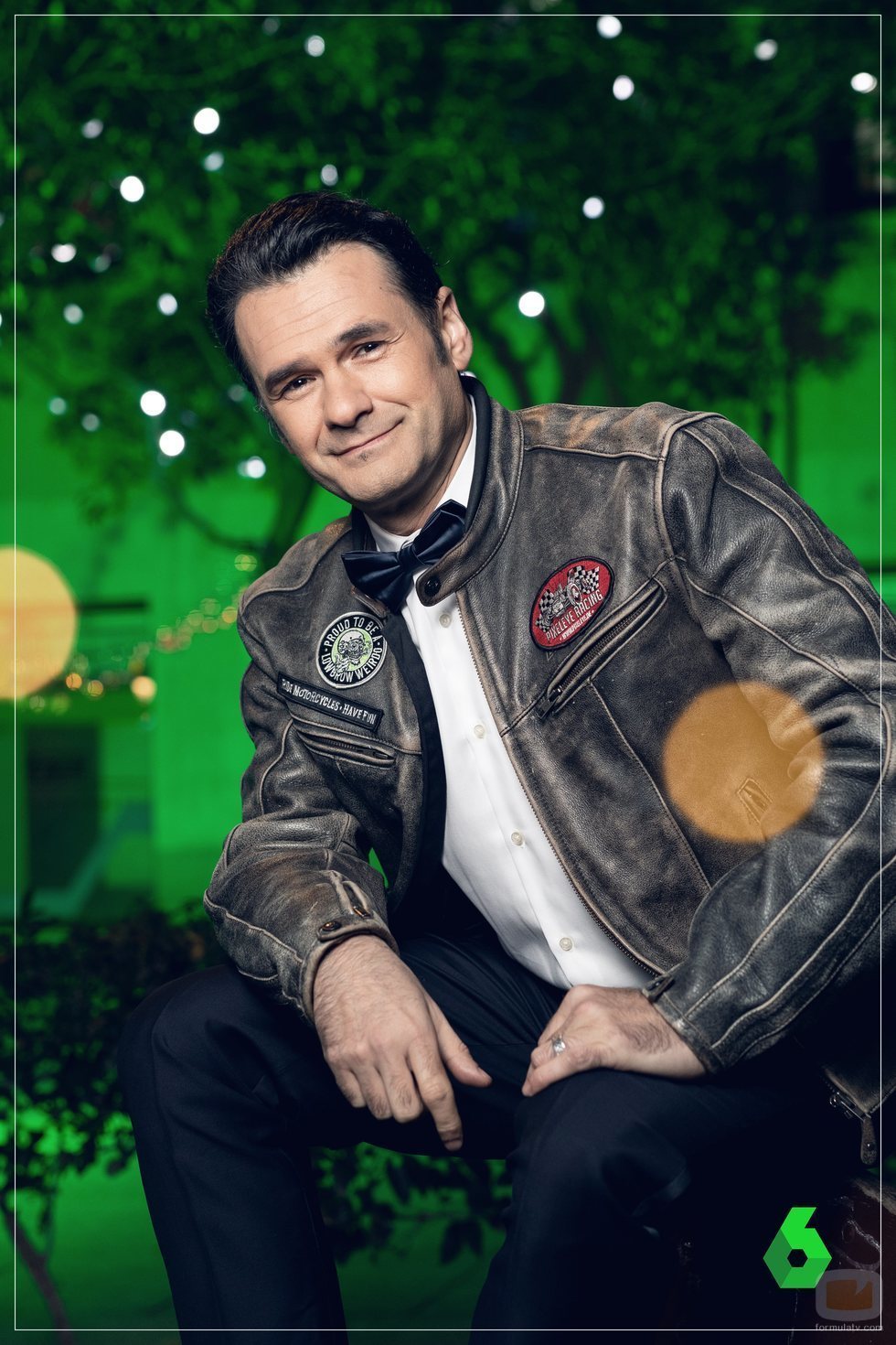 Iñaki López posa sonriente para promocionar las campanadas 2018-2019