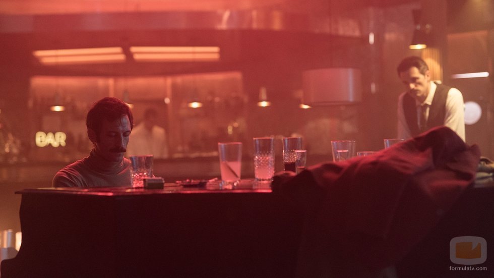 Iván Marcos da vida a Guillermo en '45 Revoluciones'