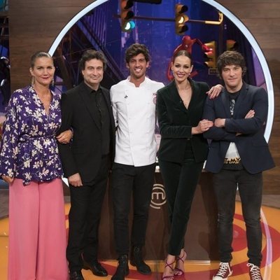 Eva González y el jurado de 'MasterChef Junior 6'