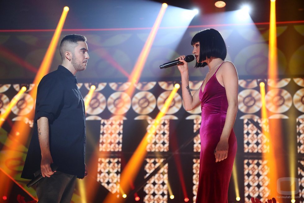 Natalia y Beret cantando en la Gala de Navidad de 'OT 2018'