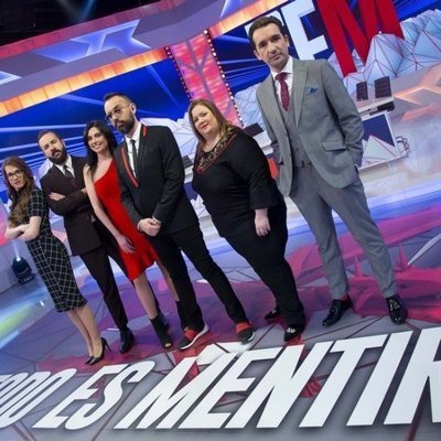 Foto de grupo 'Todo es mentira'