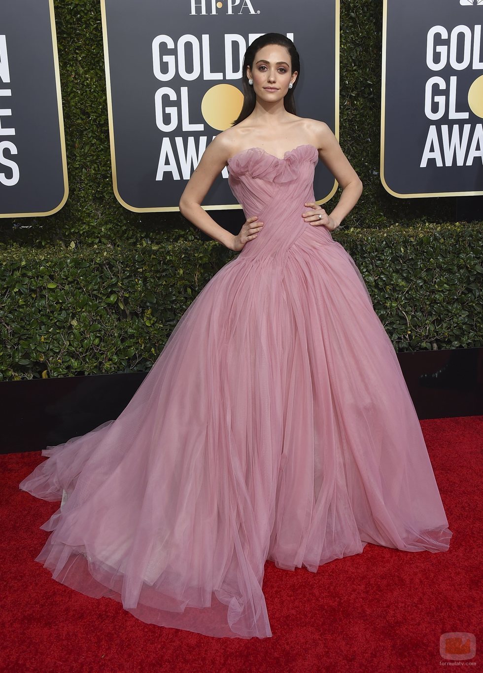 Emmy Rossum en la alfombra roja de los Globos de Oro 2019