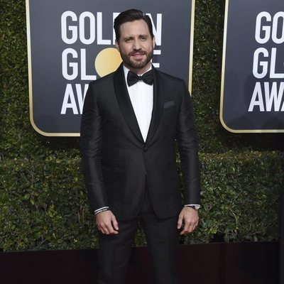 Edgar Ramírez en la alfombra roja de los Globos de Oro 2018
