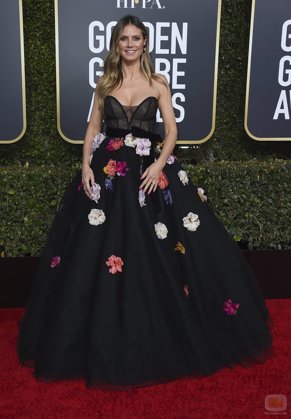 Heidi Klum en la alfombra roja de los Globos de Oro 2019