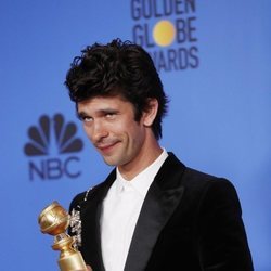 Ben Whishaw, ganador del Globo de Oro 2019 a Mejor Actor Secundario