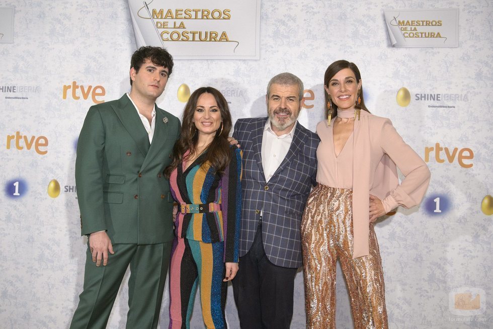 Jurado y presentadora presentan la segunda edición de 'Maestros de la costura'