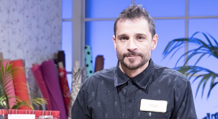 Toni, aprendiz 'Maestros de la costura 2'