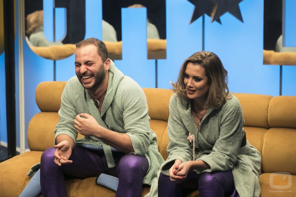 Antonio Tejado y Candela Acevedo nominando durante la gala 2 de 'GH Dúo'
