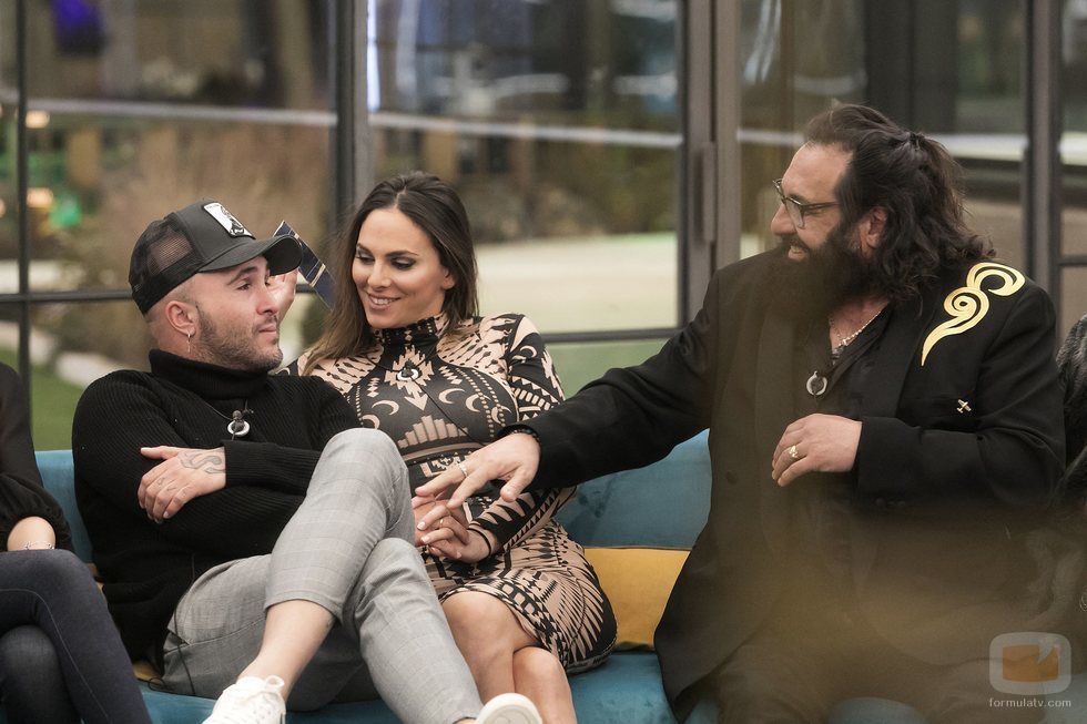 Kiko Rivera, Irene Rosales y Juan Miguel durante la gala 3 de 'GH Dúo'