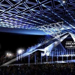 Una estructura de triángulos colgante en el escenario de Eurovisión 2019