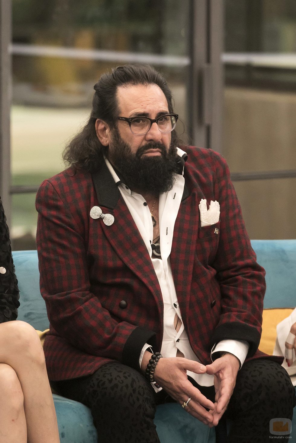 Juan Miguel sentado durante la gala 4 de 'GH Dúo'