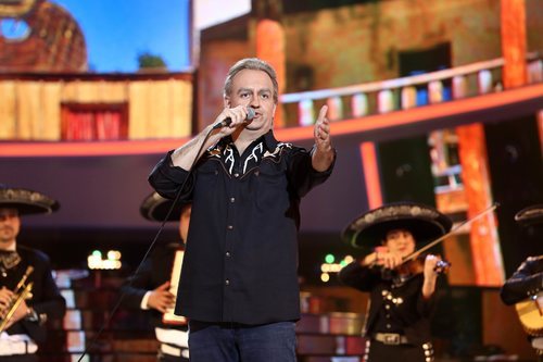 Manu Sánchez como Bertín Orborne en la Gala 13 de 'Tu cara me suena'