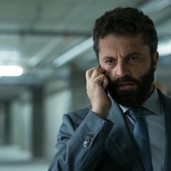 Guido Caprino interpreta al primer ministro en 'El milagro'