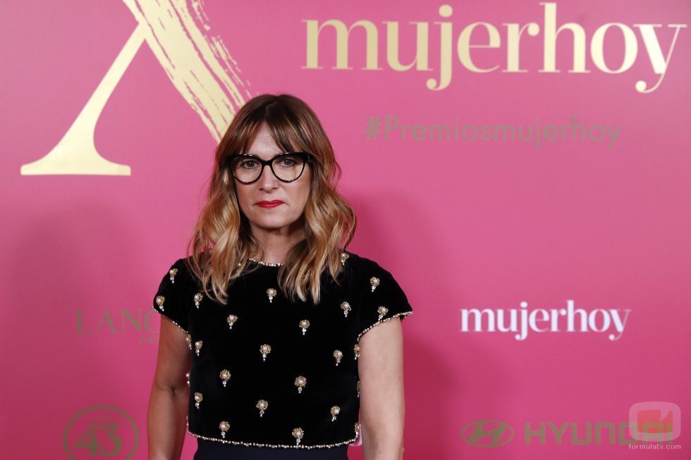 Noemí Galera recoge el premio Mujer Hoy