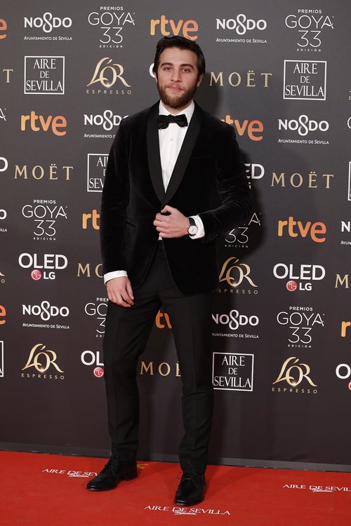 Pol Monen en la alfombra roja de los Premios Goya 2019
