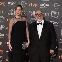 Álex de la Iglesia y Carolina Bang en la alfombra roja de los Premios Goya 2019