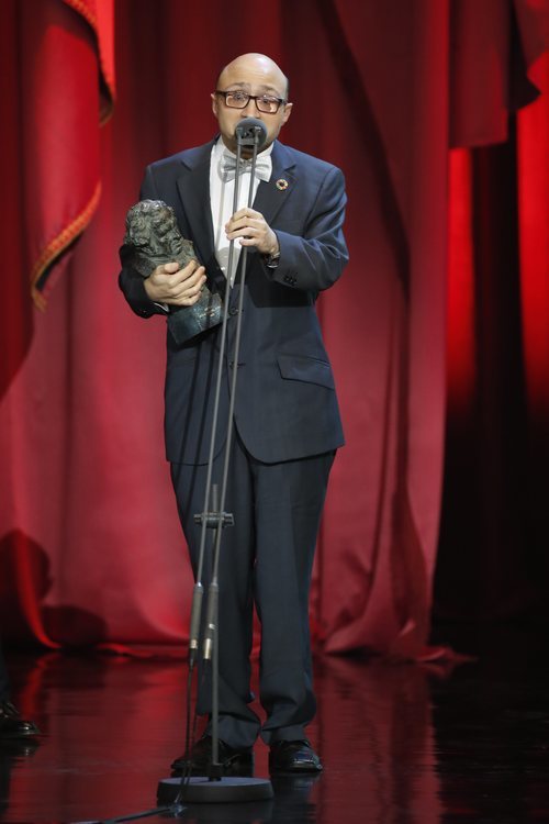 Jesús Vidal de "Campeones" con su Goya 2019 a Mejor actor revelación