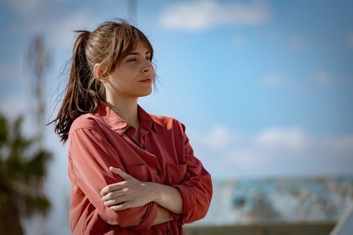 Andrea Duro es Lucía en la nueva serie de RTVE 'Promesas de arena'