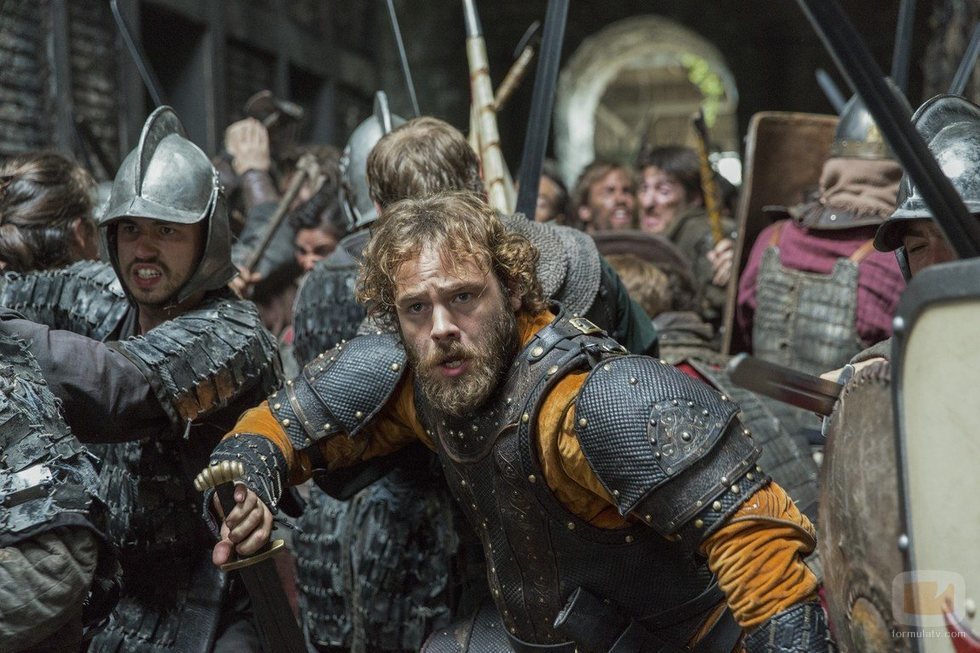 El rey Athelwulf batallando en la quinta temporada de 'Vikings'