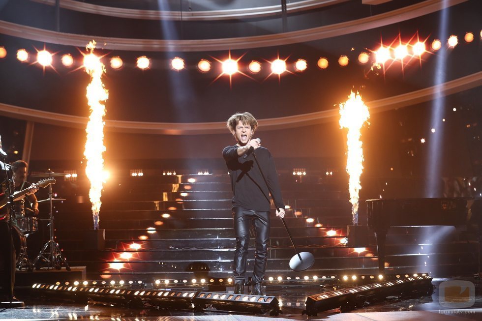 Jordi Coll como Bon Jovi en la gala final de 'Tu cara me suena 7'