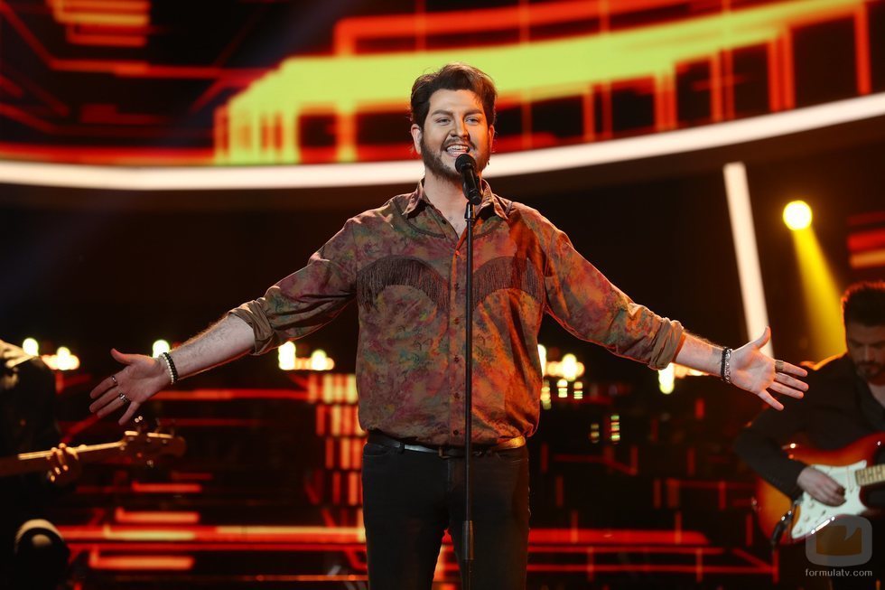 Manu Sánchez como Manu Carrasco en la gala final de 'Tu cara me suena 7'