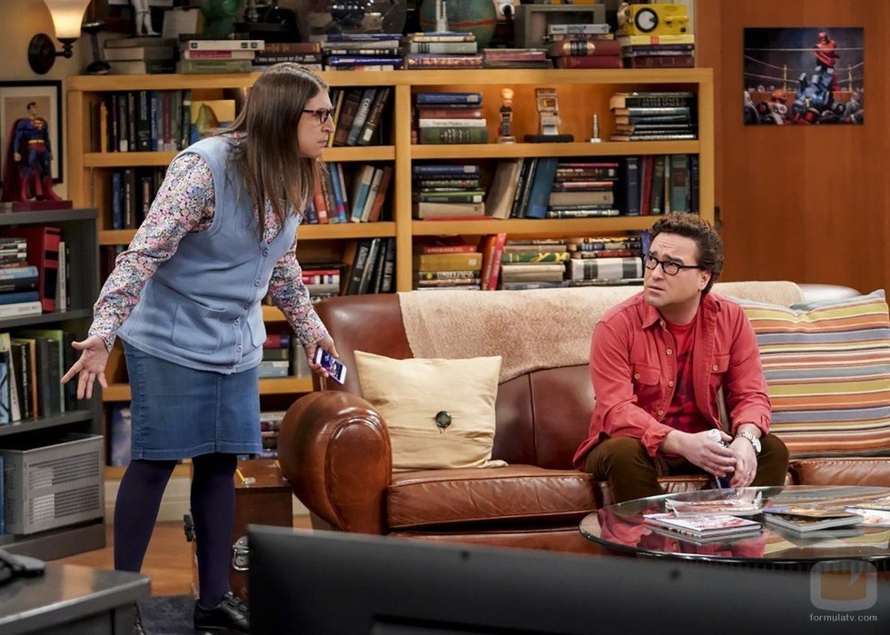 Leonard y Amy dialogan en la temporada 12 de 'The Big Bang Theory'