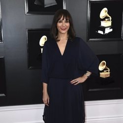 Rashida Jones, en la alfombra roja de los Premios Grammy 2019