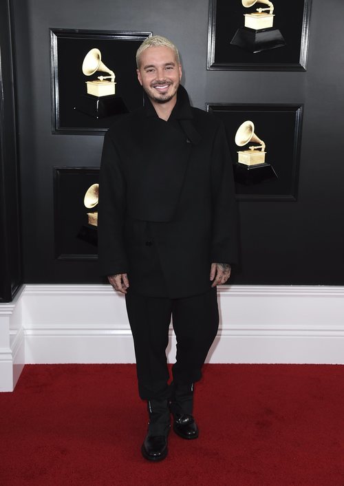 J Balvin, en la alfombra roja de los Premios Grammy 2019