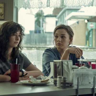 Ashleigh Cummings y Virginia Kull en 'NOS4A2'