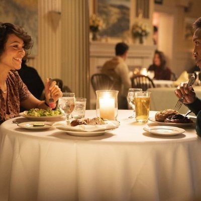 Carmen Ejogo y Mahershala Ali en la tercera temporada de 'True Detective'