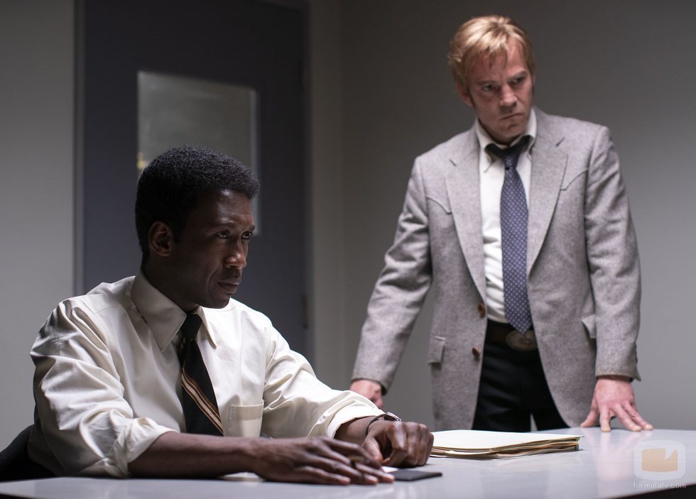 La pareja de detectives interpretada por Mahershala Ali y Stephen Dorff en la tercera temporada de 'True Detective'