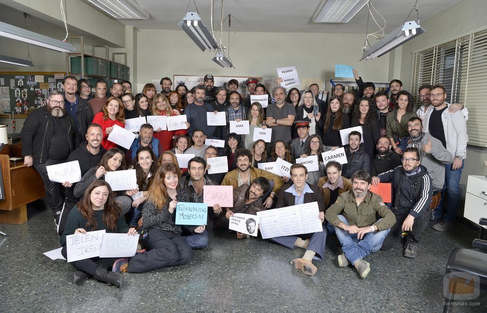 El equipo de 'Brigada Costa del Sol' celebra el fin de rodaje
