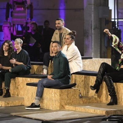Los profesores y Lola Índigo en una entrega de 'Fama a bailar'