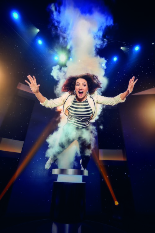 Silvia Abril volando por los aires en 'Juego de juegos'