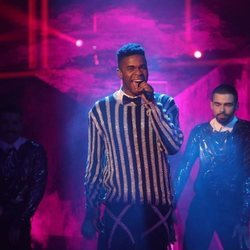 Famous en la Gala 1 de 'La mejor canción jamás cantada'