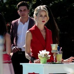 Bade Isçil en la serie turca 'Stiletto Vendetta'