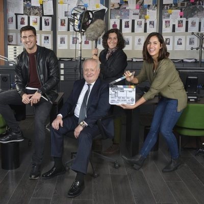 Los protagonistas de 'Desaparecidos' durante el rodaje