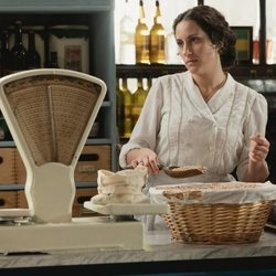 Lolita abre una mantequería en la quinta temporada de 'Acacias 38'