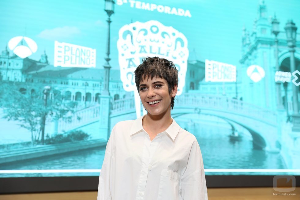 María León posa en la presentación de la quinta temporada de 'Allí abajo'