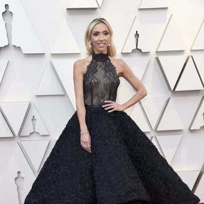 Giuliana Rancic en la alfombra roja de los Oscar 2019