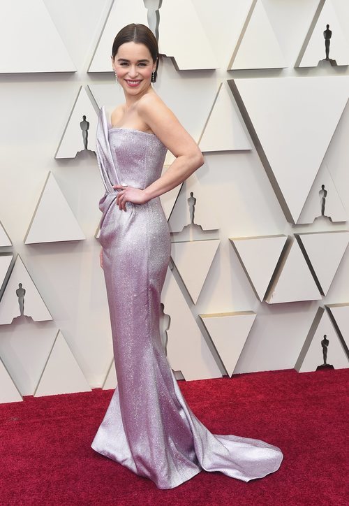 Emilia Clarke en la alfombra roja de los Oscar 2019