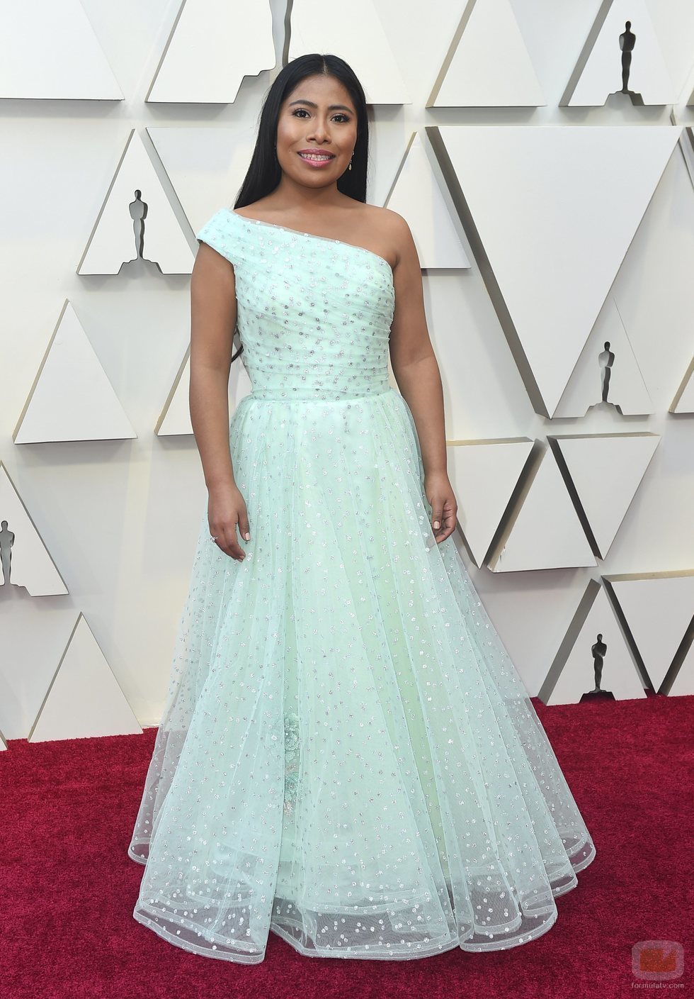 Yalitza Aparicio en la alfombra roja de los Oscar 2019