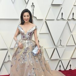 Michelle Yeoh en la alfombra roja de los Oscar 2019