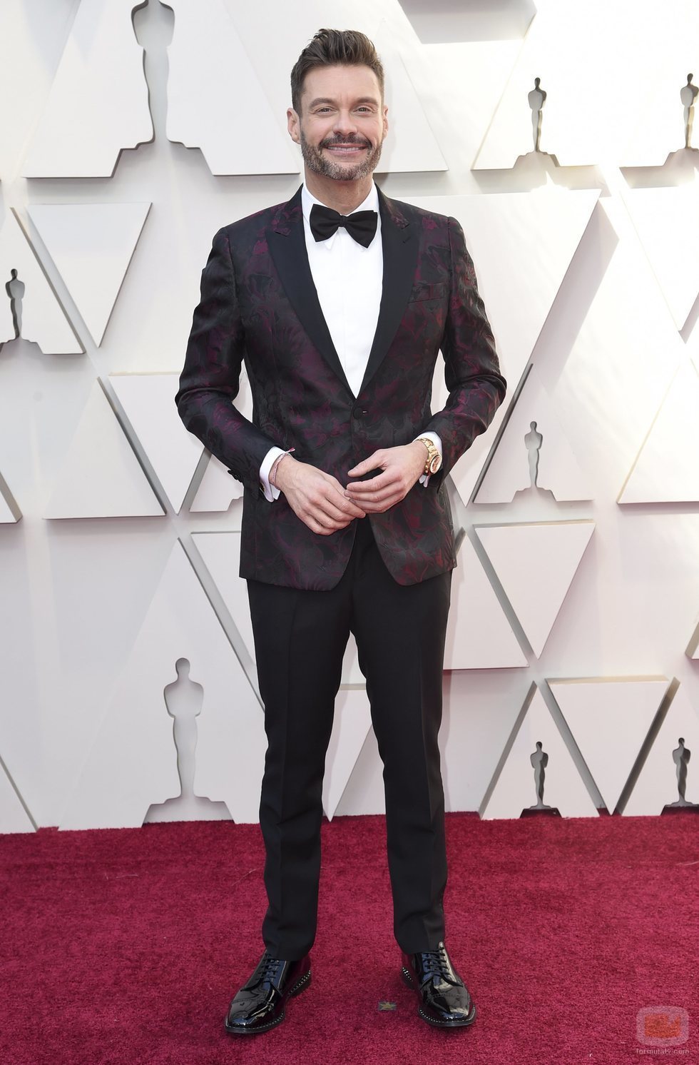 Ryan Seacrest en la alfombra roja de los Oscar 2019